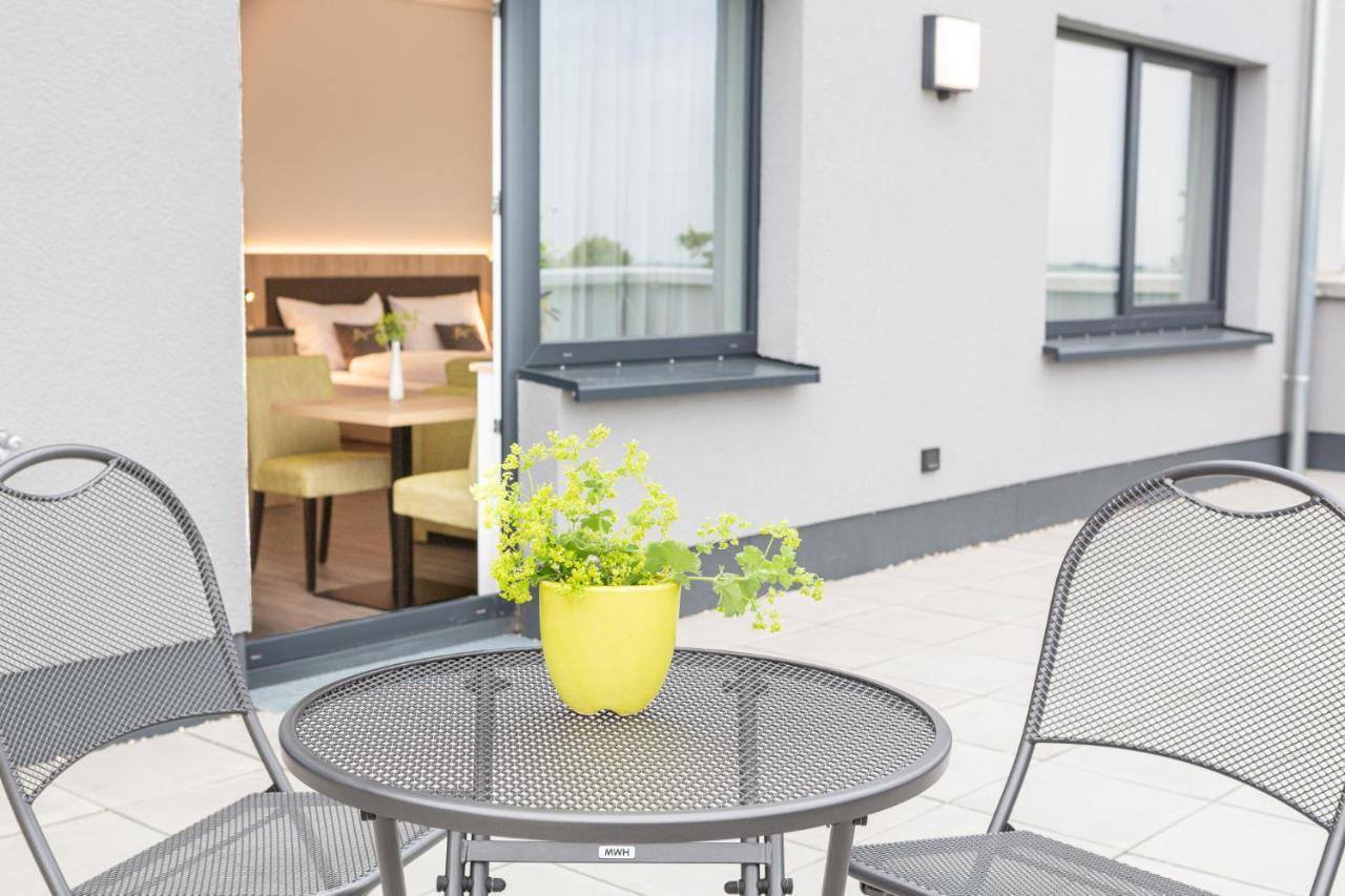 Aparthotel Am Pfaffenstein Klein-Winternheim エクステリア 写真